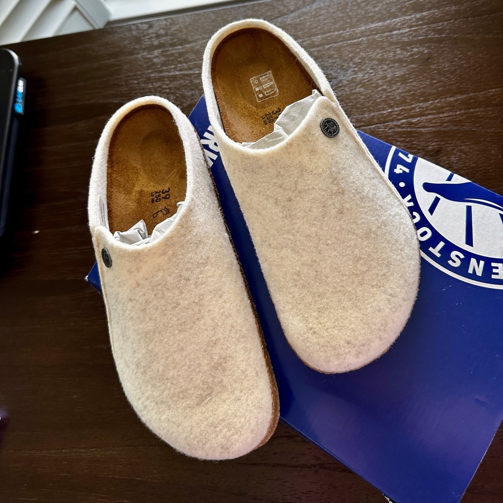 Birkenstock Zermatt size 39 US women’s 8/8.5 men’s 6/6.5 reg. fit creamcolorEcru